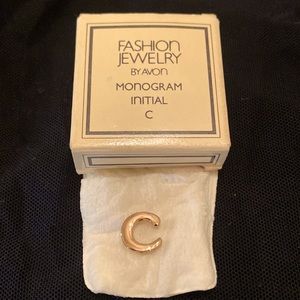 VINTAGE AVON MONOGRAM GOLDTONE INITIAL C